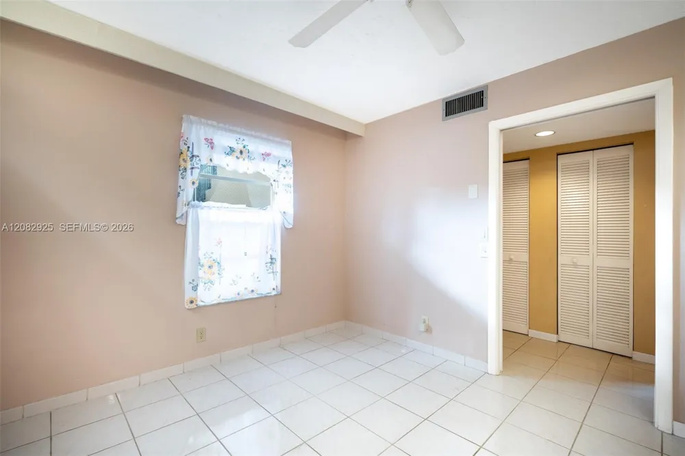 150 S Hollybrook Ter #208 Pembroke Pines, FL 33025