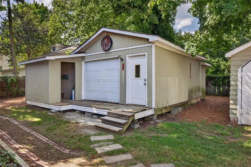 209 Louise Avenue High Point, NC 27262