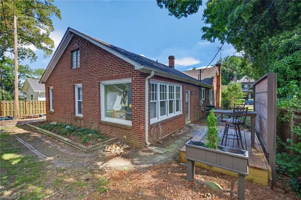 209 Louise Avenue High Point, NC 27262