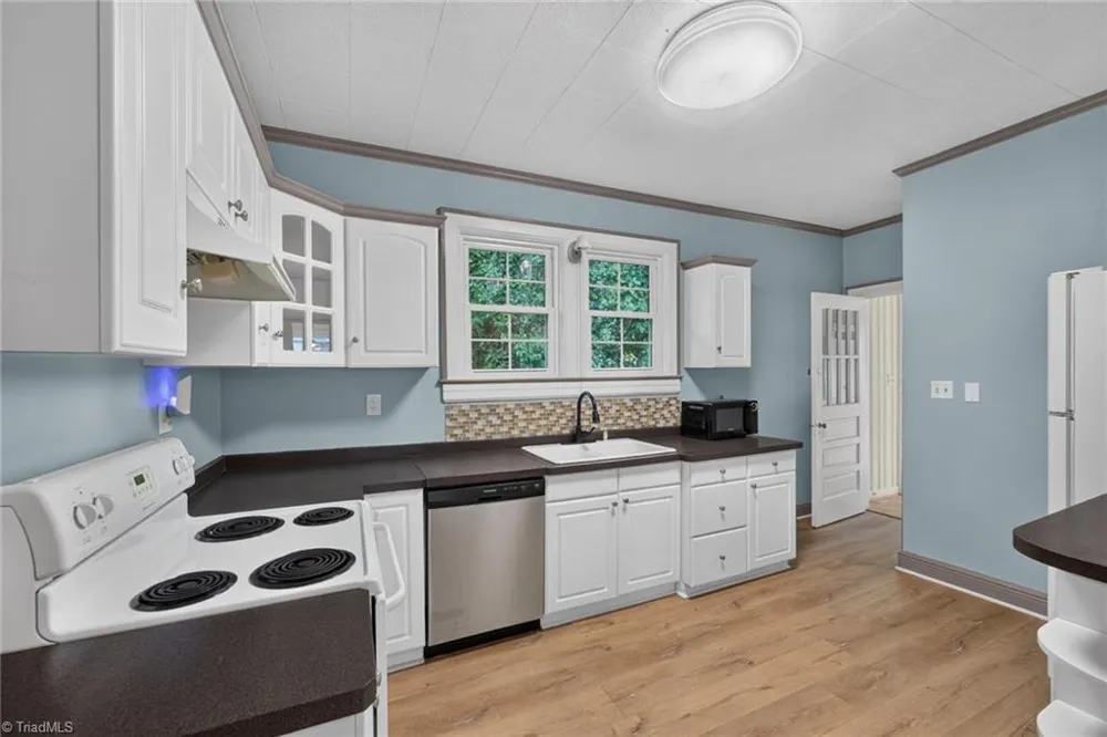 209 Louise Avenue High Point, NC 27262