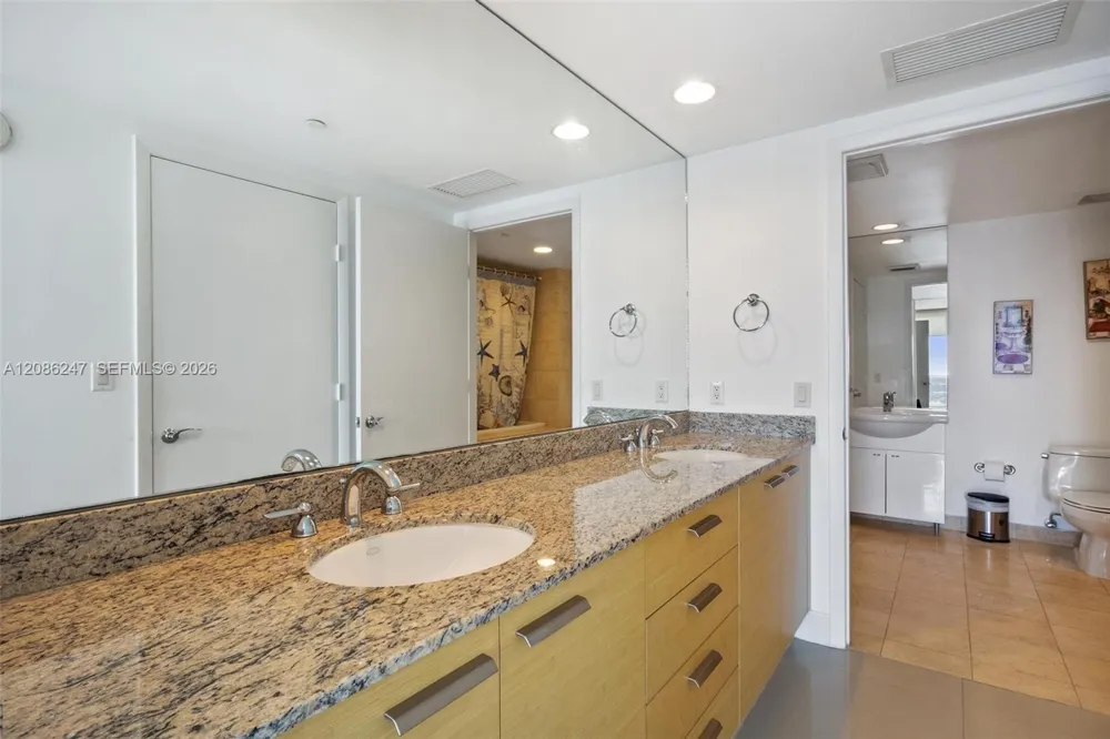 1800 S Ocean Dr #4006 Hallandale Beach, FL 33009
