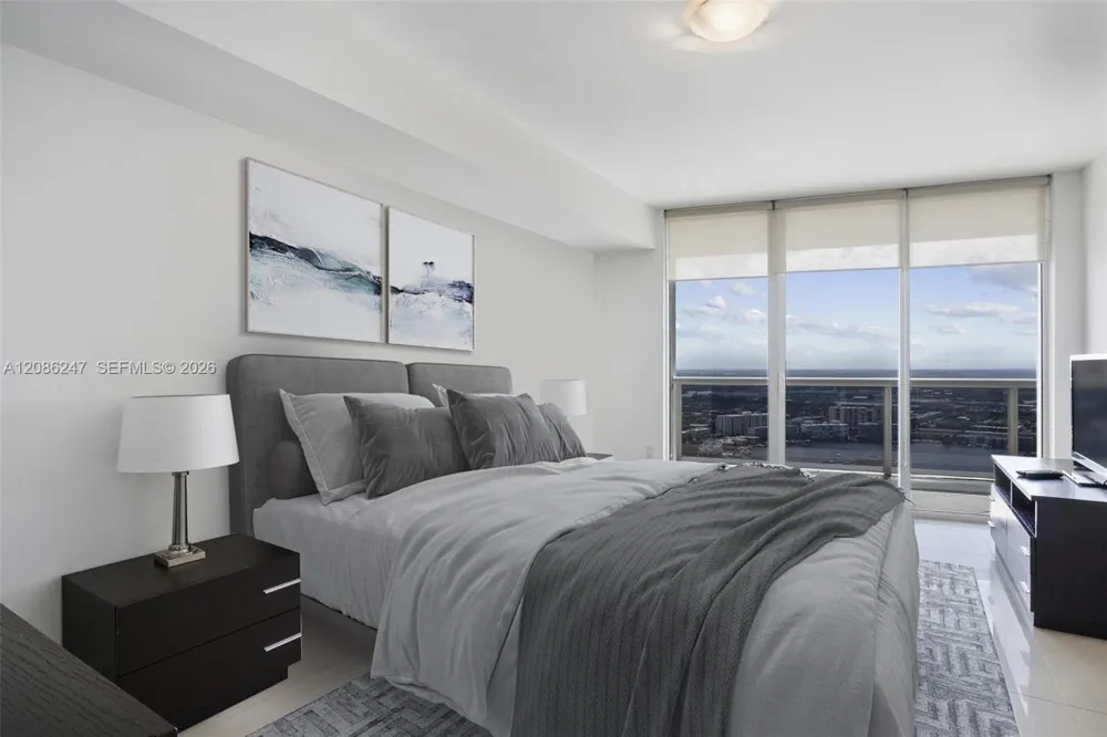 1800 S Ocean Dr #4006 Hallandale Beach, FL 33009