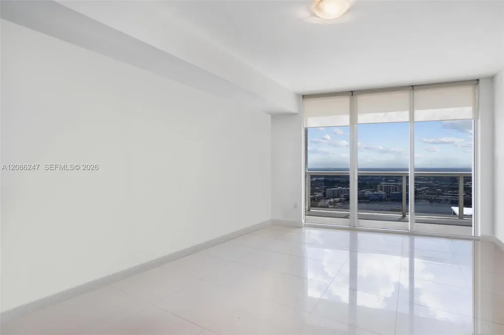 1800 S Ocean Dr #4006 Hallandale Beach, FL 33009