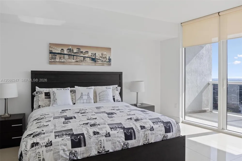 1800 S Ocean Dr #4006 Hallandale Beach, FL 33009