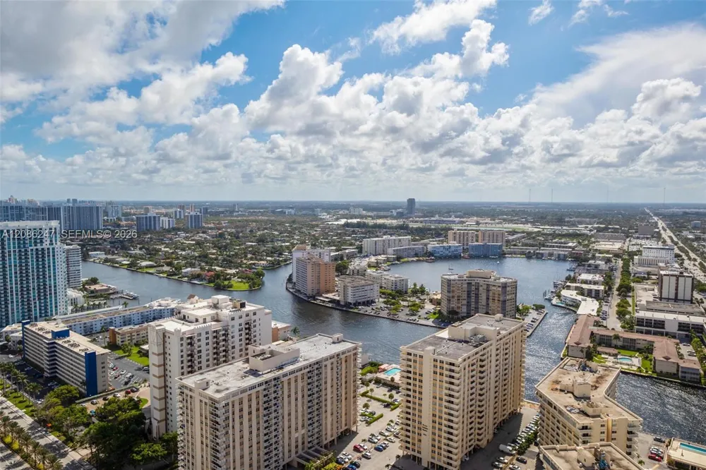1800 S Ocean Dr #4006 Hallandale Beach, FL 33009