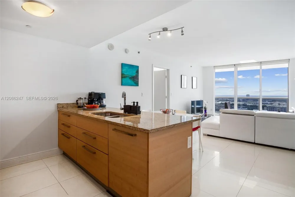 1800 S Ocean Dr #4006 Hallandale Beach, FL 33009