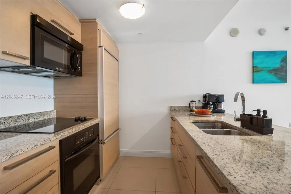 1800 S Ocean Dr #4006 Hallandale Beach, FL 33009