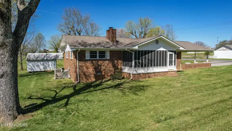 1102 S Tellico St S St