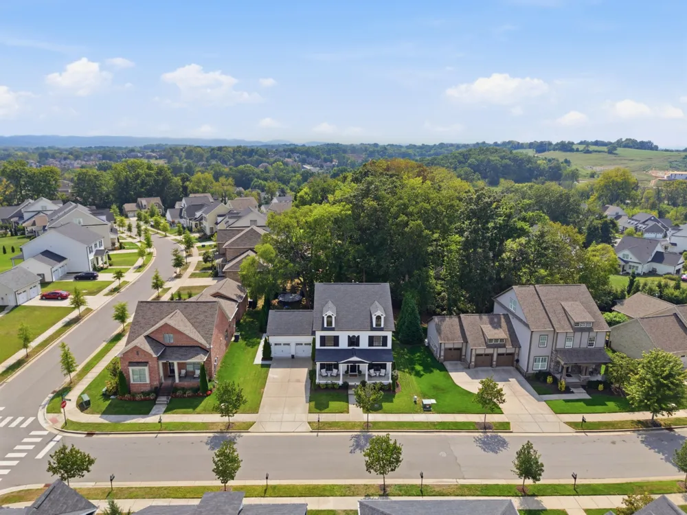 6006 Farmhouse Dr Franklin, TN 37067
