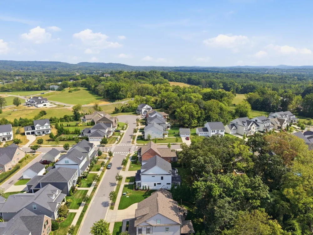 6006 Farmhouse Dr Franklin, TN 37067