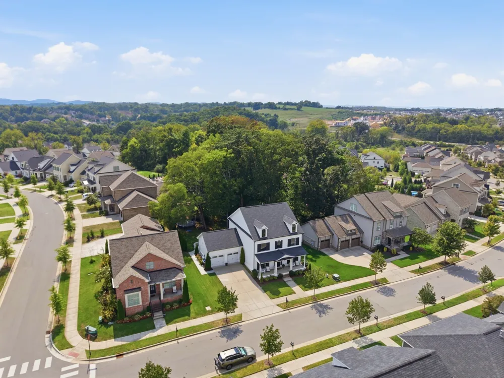 6006 Farmhouse Dr Franklin, TN 37067