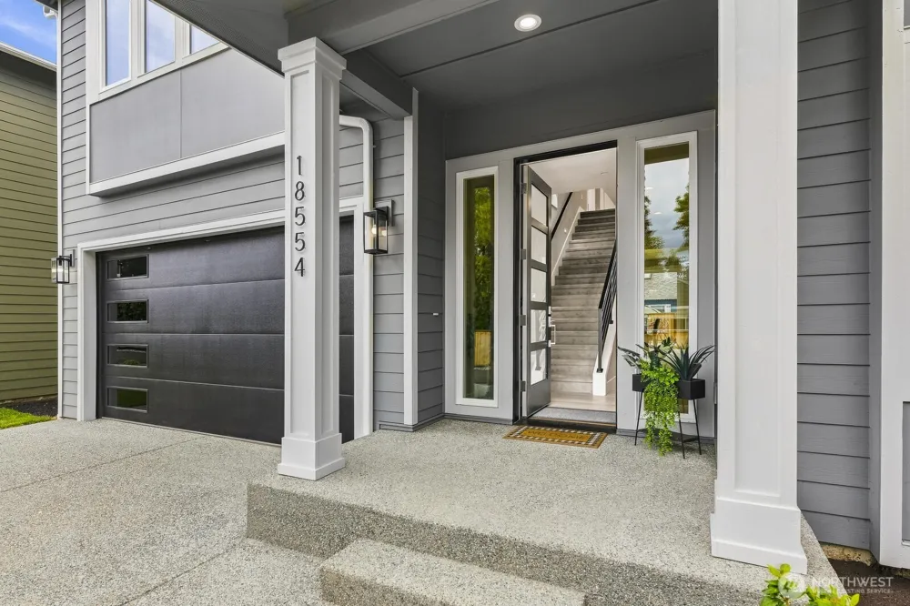 18554 Stone Avenue Shoreline, WA 98133
