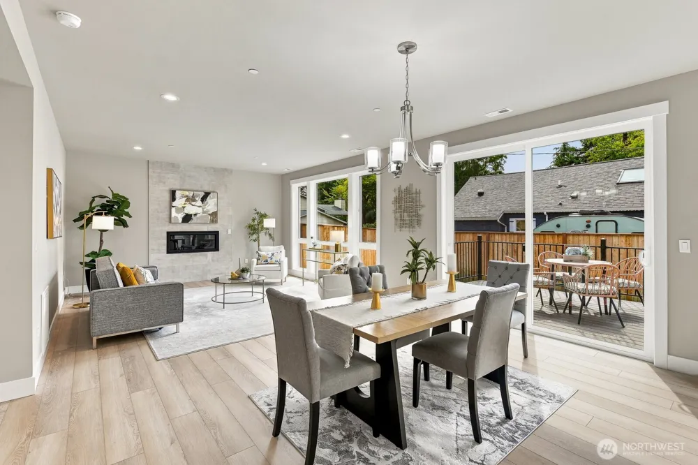 18554 Stone Avenue Shoreline, WA 98133