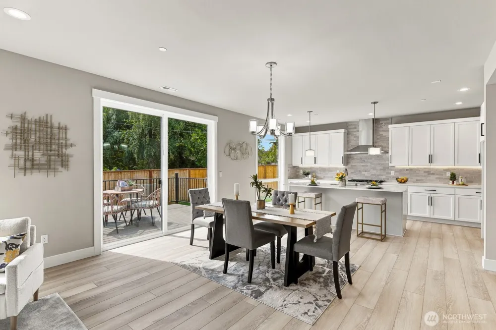 18554 Stone Avenue Shoreline, WA 98133