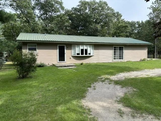 21 W Oak Street Sims Township, MI 48703