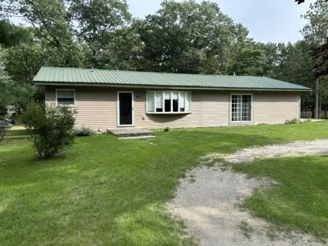 21 W Oak Street