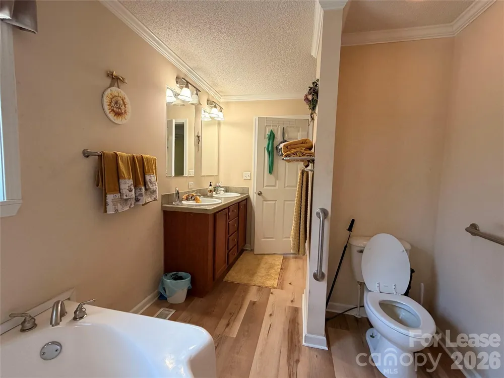 5602 Flint Ridge Church Road Marshville, NC 28103