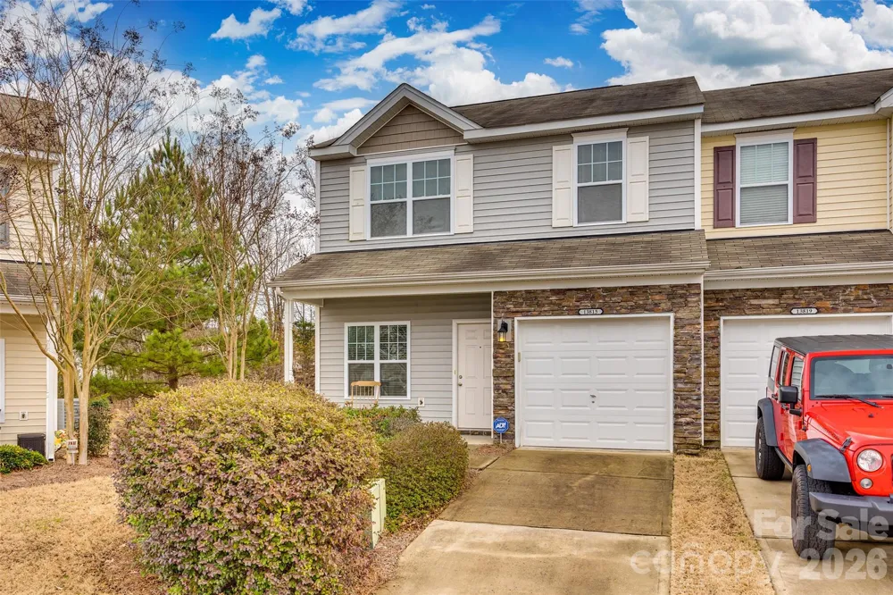 13815 Singleleaf Lane Charlotte, NC 28278