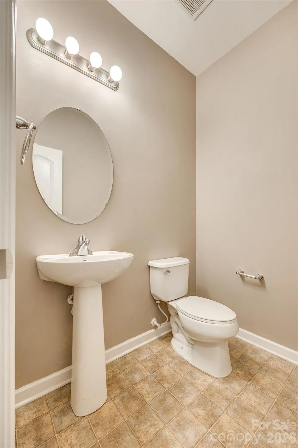 13815 Singleleaf Lane Charlotte, NC 28278