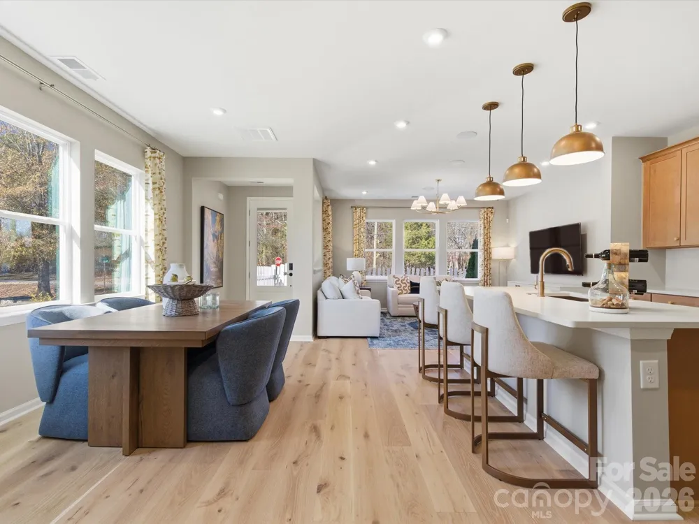 7211 Archimedes Lane Charlotte, NC 28216