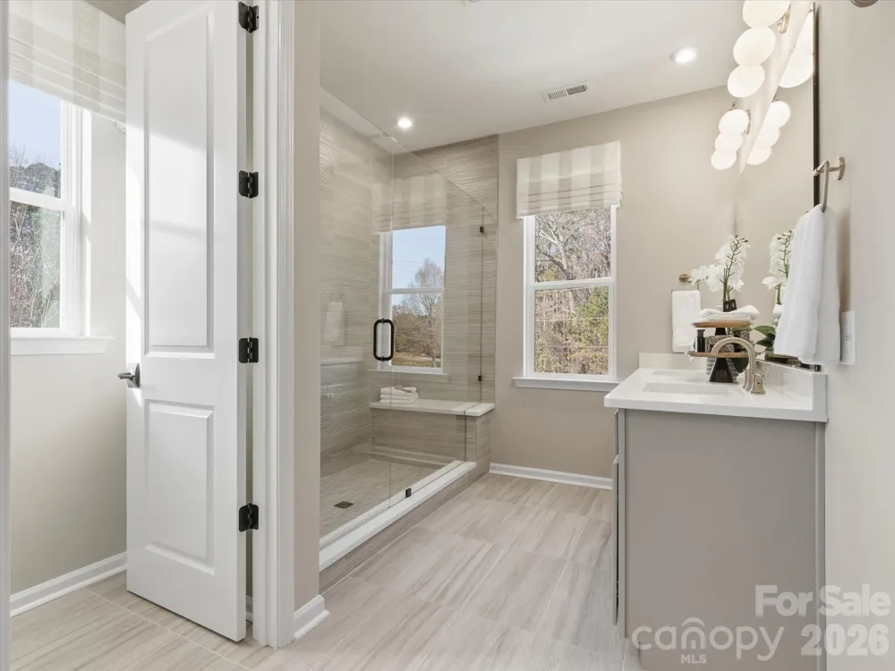 7211 Archimedes Lane Charlotte, NC 28216