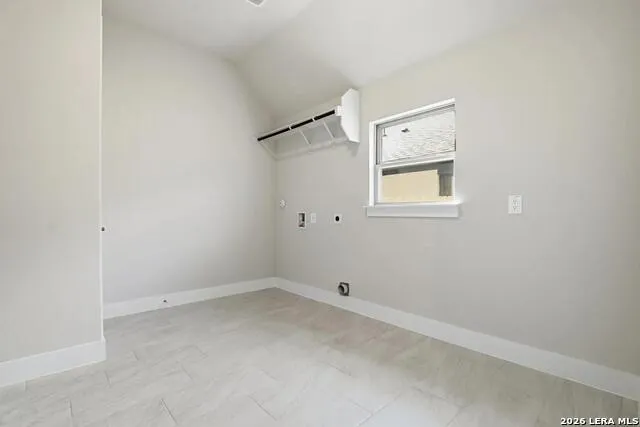 305 Haby Hill San Antonio, TX 78253