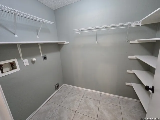 10311 FORK CRK San Antonio, TX 78245