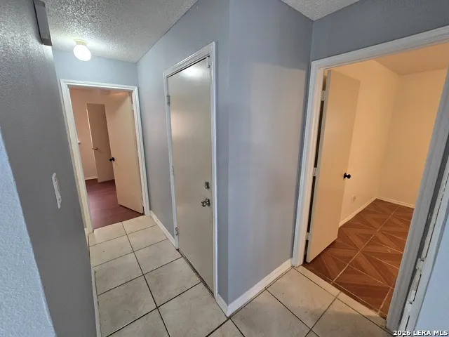 10311 FORK CRK San Antonio, TX 78245