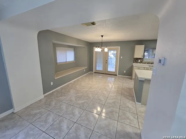 10311 FORK CRK San Antonio, TX 78245