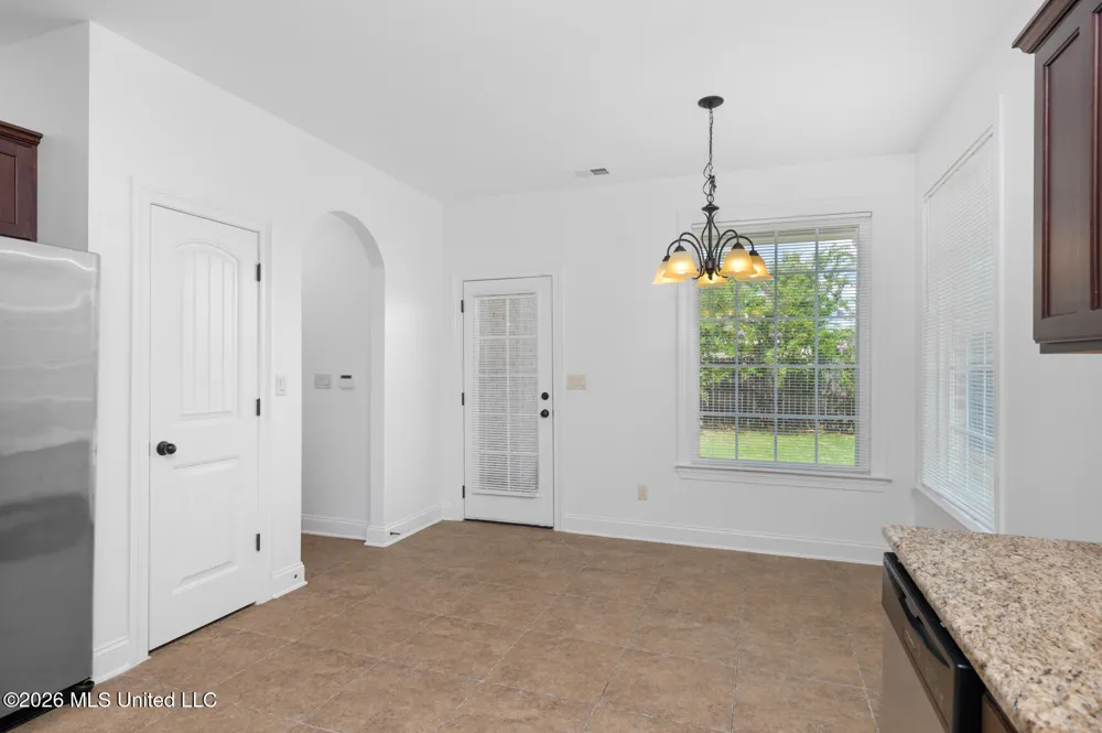4656 E Dublin Circle Olive Branch, MS 38654