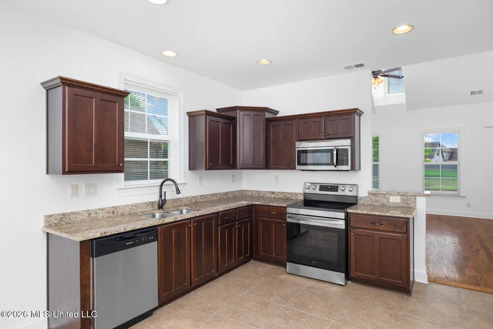 4656 E Dublin Circle Olive Branch, MS 38654