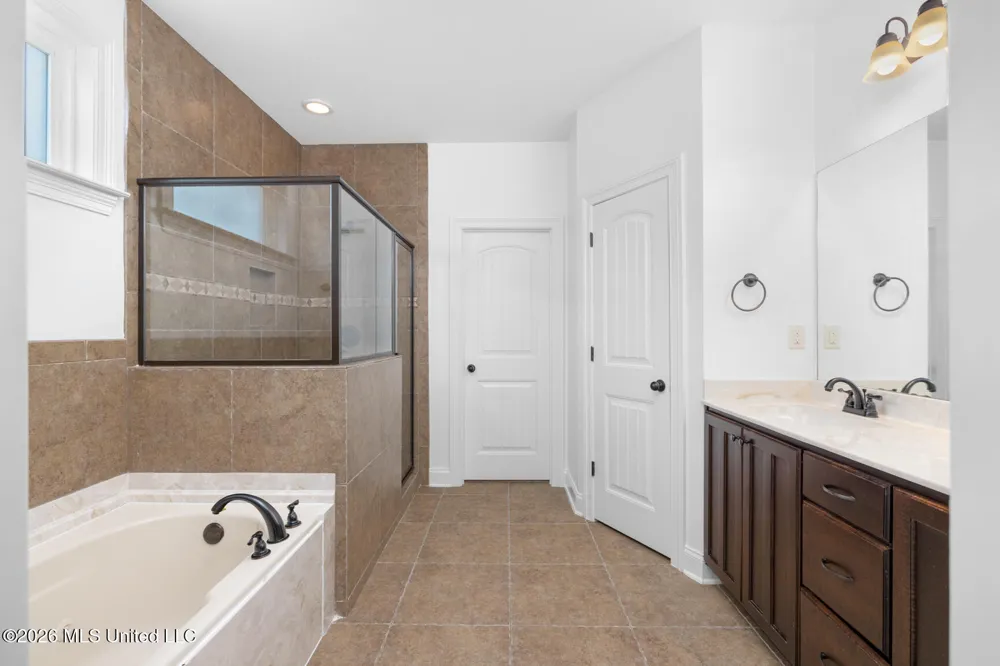 4656 E Dublin Circle Olive Branch, MS 38654