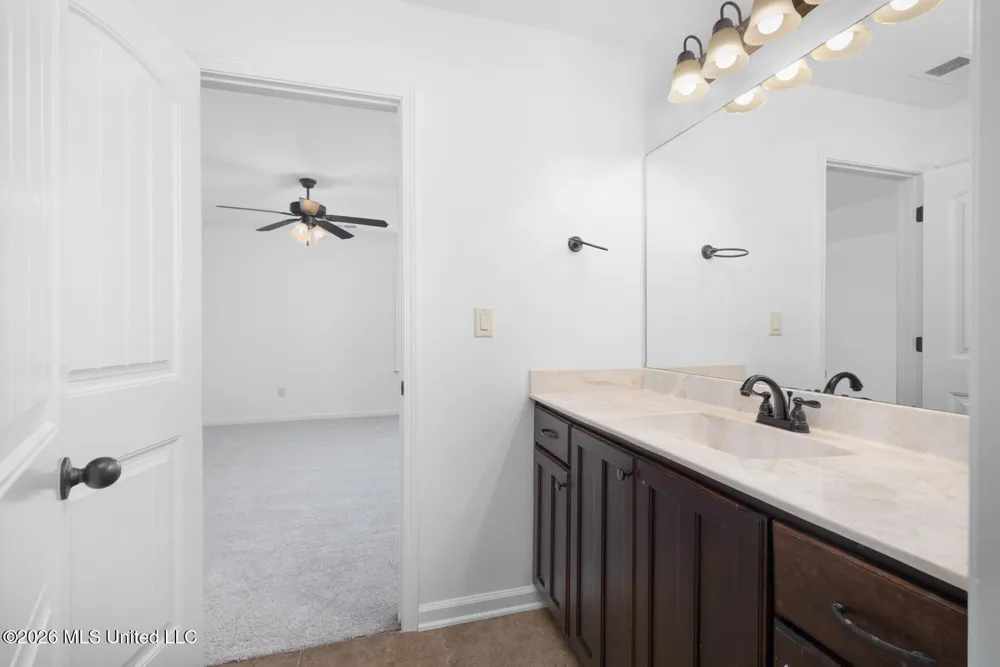 4656 E Dublin Circle Olive Branch, MS 38654
