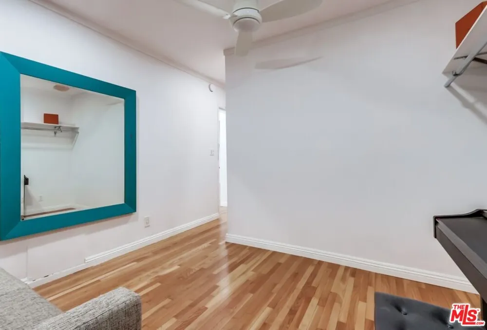 1275 Havenhurst Drive West Hollywood, CA 90046