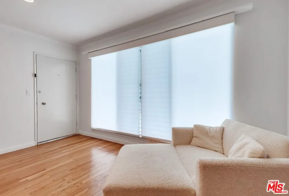 1275 Havenhurst Drive West Hollywood, CA 90046