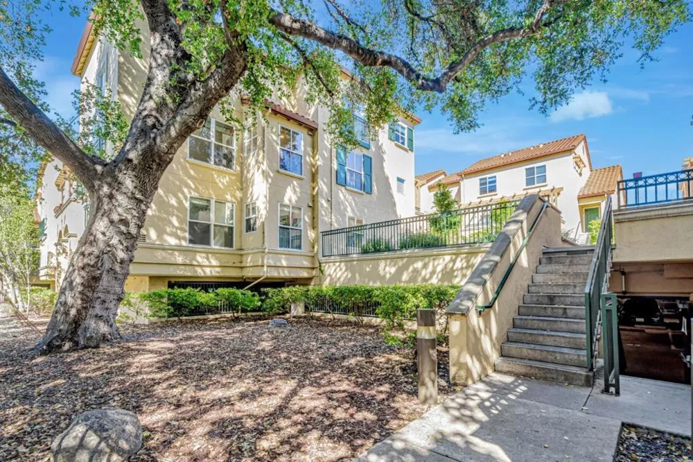 108 Bryant Street #25 Mountain View, CA 94041