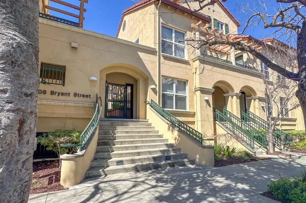 108 Bryant Street #25 Mountain View, CA 94041