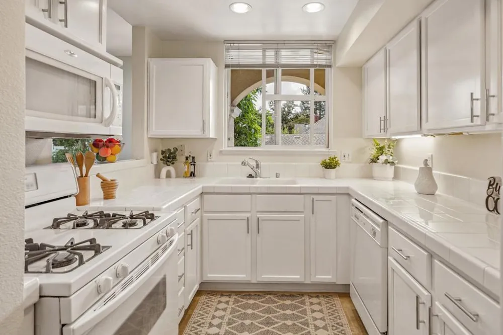 108 Bryant Street #25 Mountain View, CA 94041