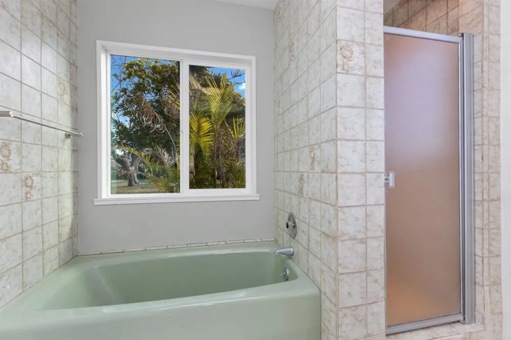 513 Canyon Drive Solana Beach, CA 92075