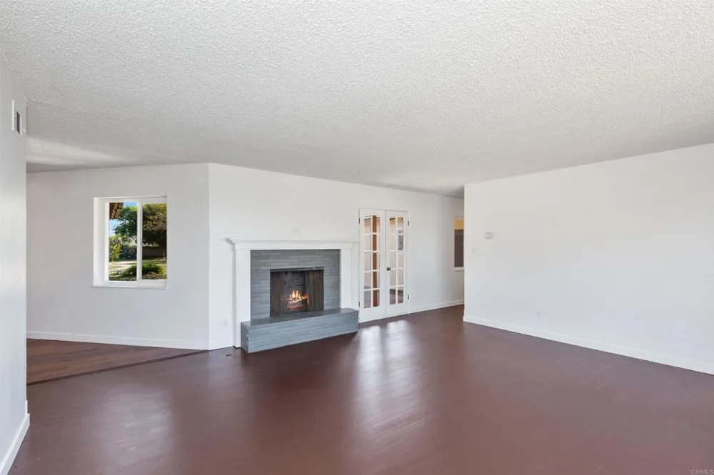 513 Canyon Drive Solana Beach, CA 92075