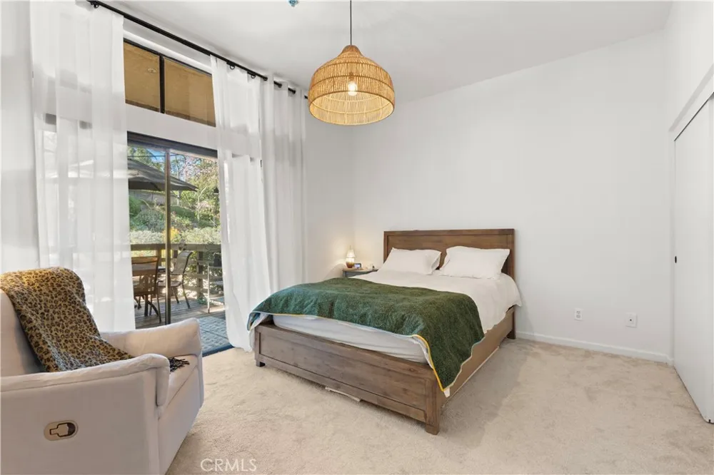 1050 Seco #102 Pasadena, CA 91103