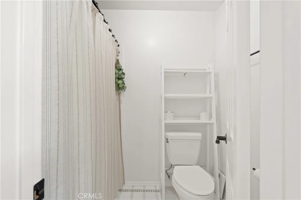 1050 Seco #102 Pasadena, CA 91103