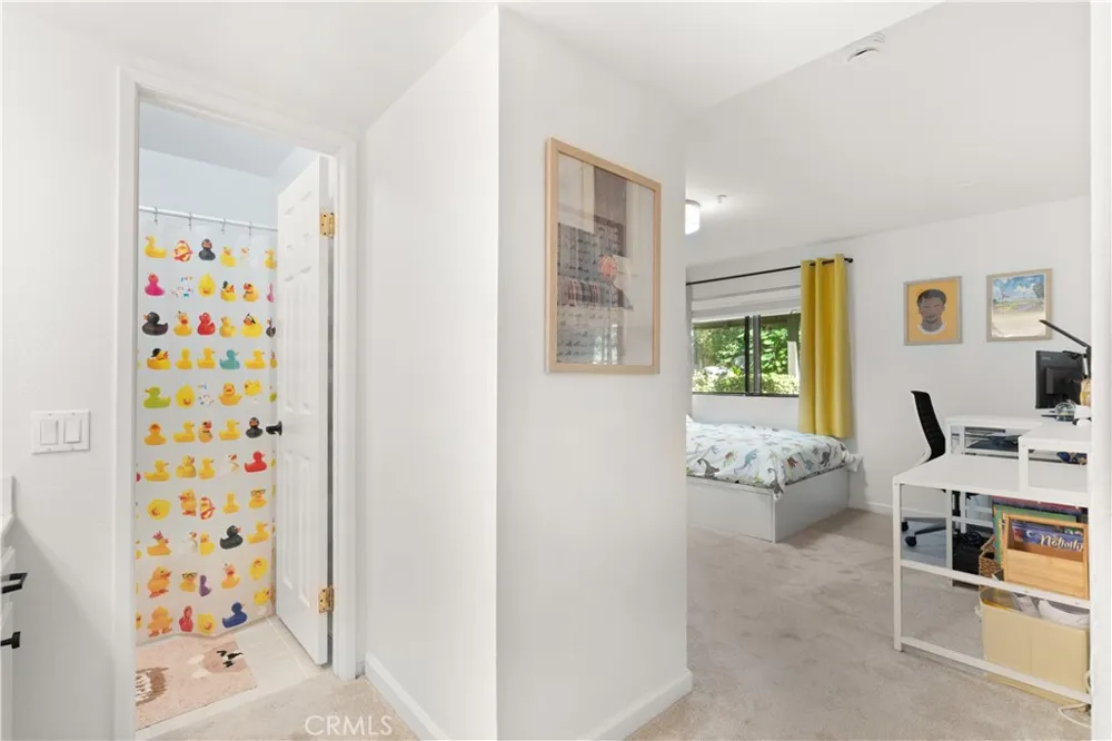 1050 Seco #102 Pasadena, CA 91103