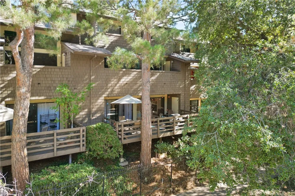 1050 Seco #102 Pasadena, CA 91103