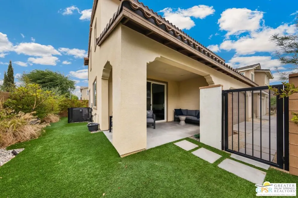 601 Via Firenze Cathedral City, CA 92234