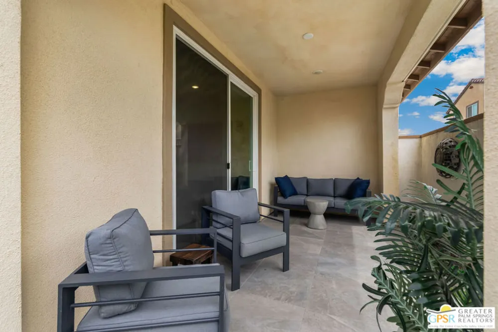 601 Via Firenze Cathedral City, CA 92234