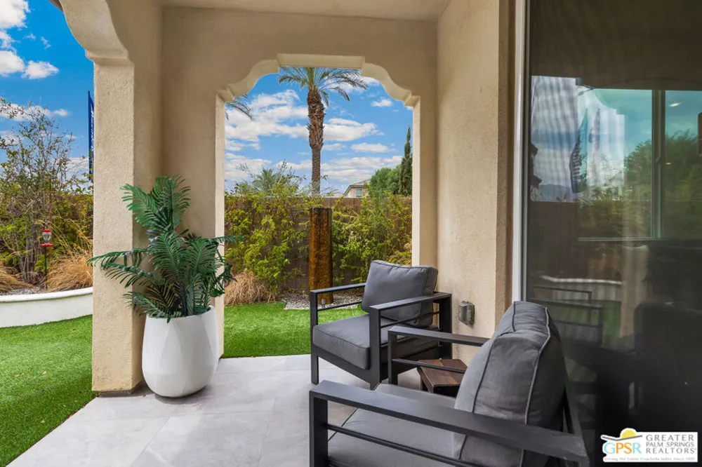 601 Via Firenze Cathedral City, CA 92234