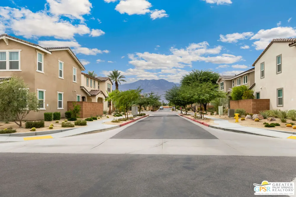 601 Via Firenze Cathedral City, CA 92234