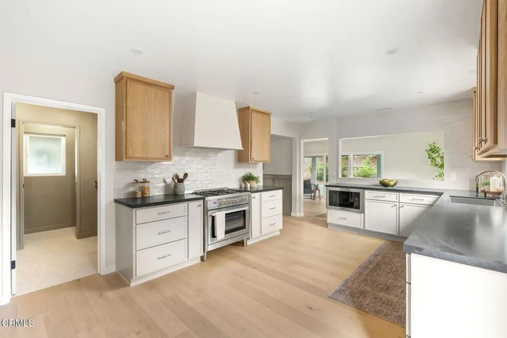 615 Camino Verde Thousand Oaks, CA 91360