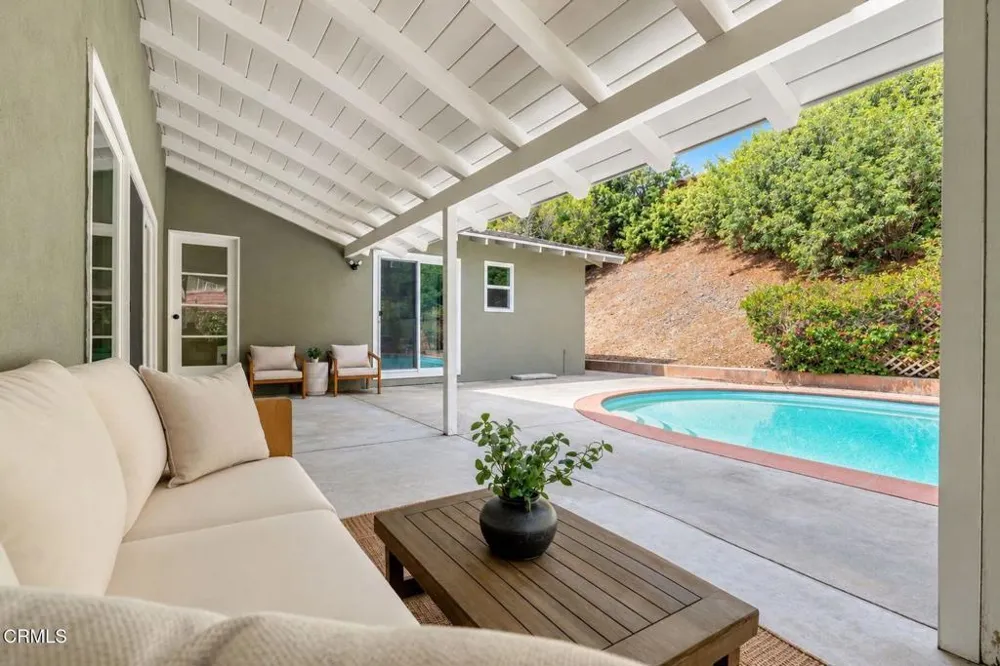 615 Camino Verde Thousand Oaks, CA 91360